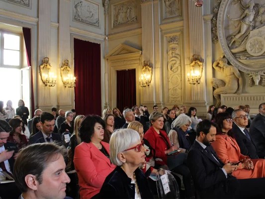Donne e Giovani: Protagonisti della Sostenibilità
